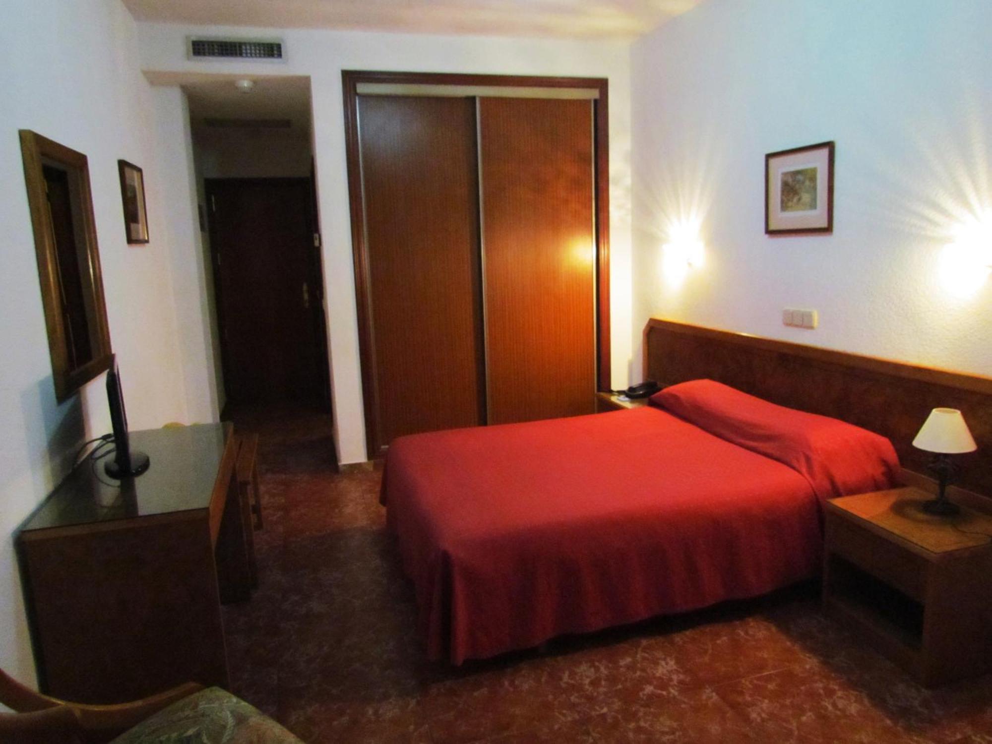 Complejo Hotelero Saga มันซานาเรส ภายนอก รูปภาพ