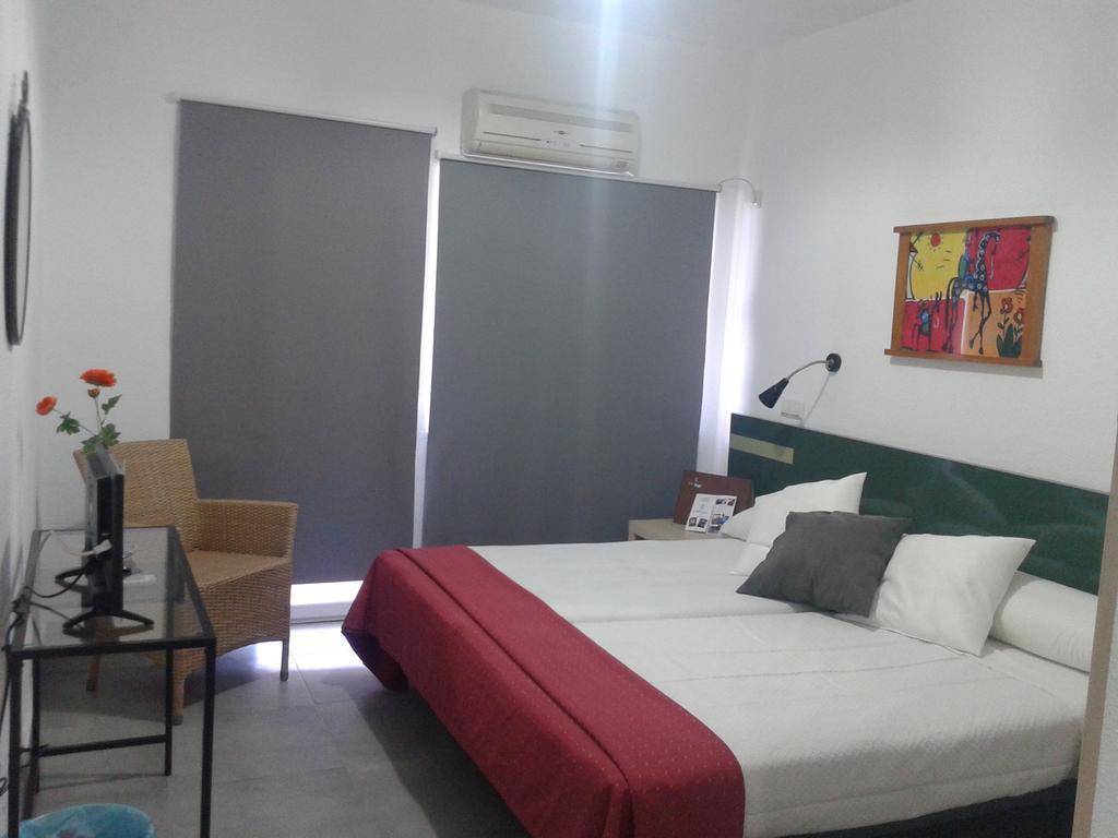 Complejo Hotelero Saga มันซานาเรส ภายนอก รูปภาพ